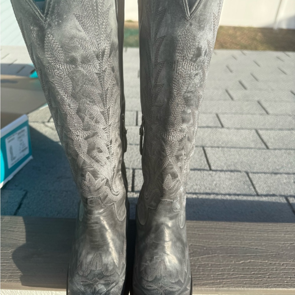 Lane Women's Charcoal Heeled Boots Lexington!!! 🩷 - Picture 10 of 14
